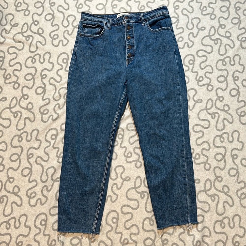 Abercrombie & Fitch The Mom High Rise